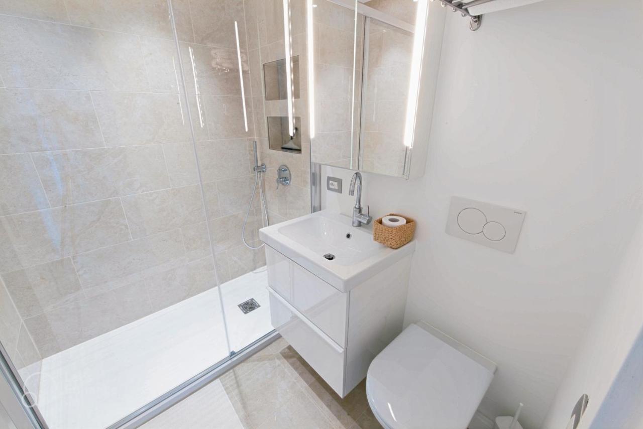 Lakeview Panorama Penthouse With Washer & Dryer Lugano Bagian luar foto